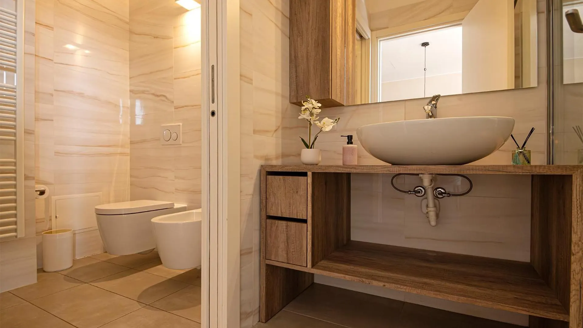 Ideal Rent - Lucini 19 Milano Lejlighed