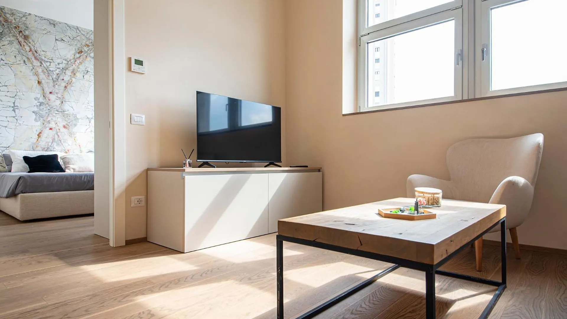 Ideal Rent - Lucini 19 Milano