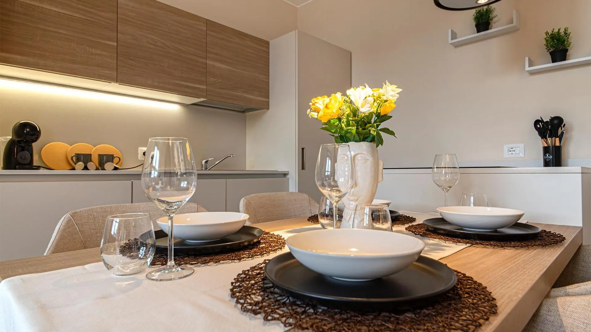 Lägenhet Ideal Rent - Lucini 19 Milano